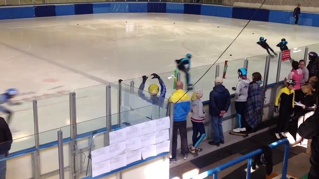 шорт-трек 1000 м средний возраст мальчики смотреть онлайн