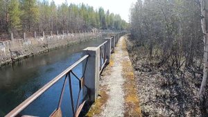 Отводной канал Нивских ГЭС в близи КАЗа. Мурманская область г. Кандалакша
