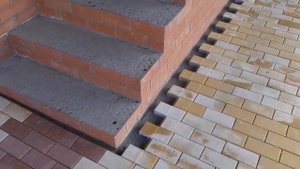 Укладка тротуарной плитки на бетон. Красота, да и только.