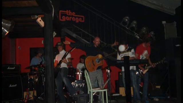 Pulp - Don't Touch Me - Live in Porano 16-07-2005 смотреть онлайн