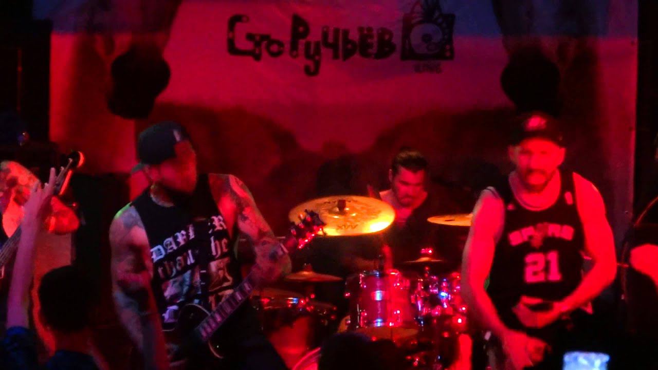 Obey The Brave -- Early Graves + Garde La Tete Froide (live in Voronezh) смотреть онлайн