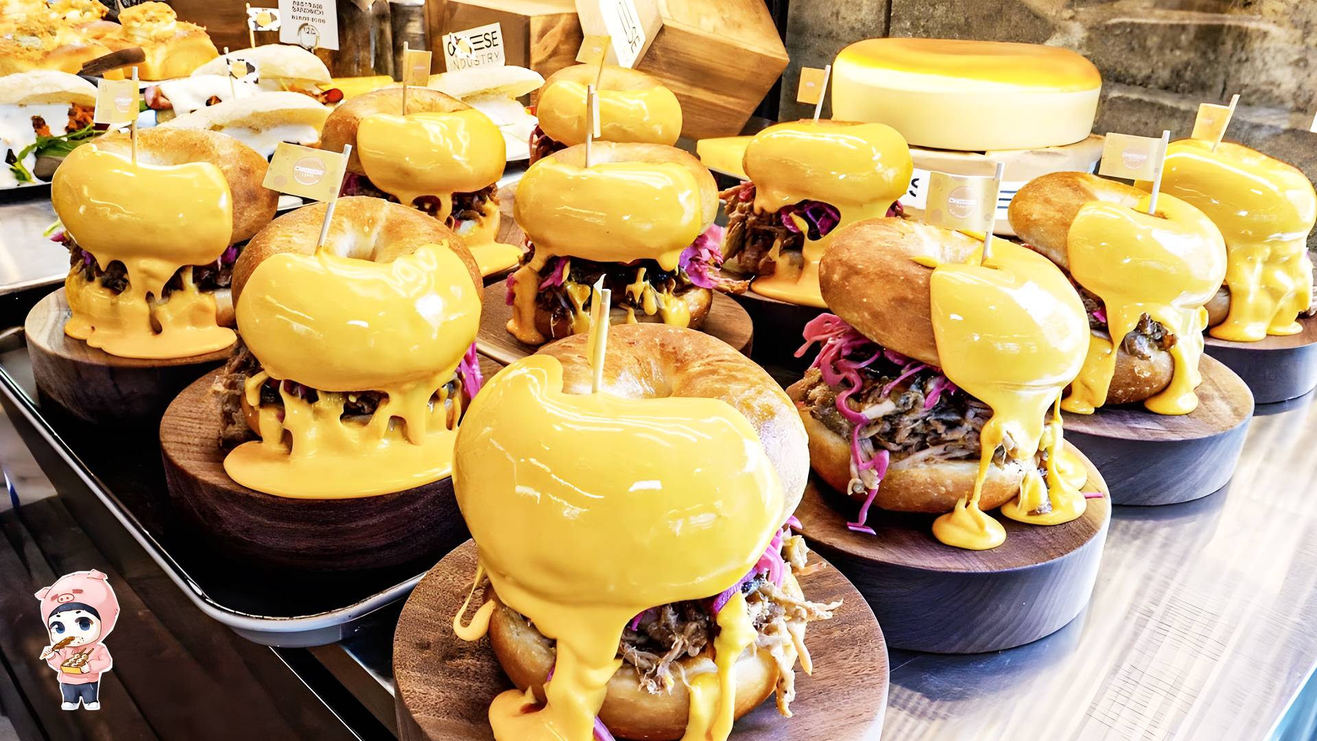 Как приготовить безумно вкусные бутерброды с сыром ручной работы - Korean Street Food смотреть онлайн