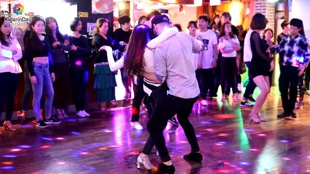 * 헤로Gero & 팅커벨Tinkerbell 바차타 bachata @ Gero&Marta party 헤로&마르타파티by예인 20190111 Latino bar Busan Kore смотреть онлайн