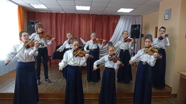 Образцовый ансамбль скрипачей "Чароўная скрыпка". А. Петров "Румба" смотреть онлайн