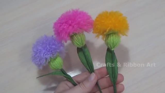 Простая идея для изготовления цветов из шерсти - Как сделать красивый цветок из пряжи -
