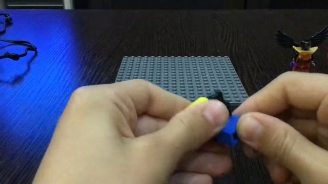 Как сделать маленького робота из Лего