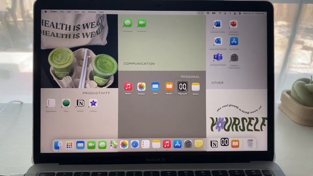 what's on my MacBook | organized desktop | free wallpaper template