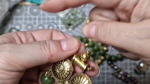 Создаем колье с нефритом и ониксом :)