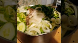 ЛАТГАЛЬСКИЙ САЛАТ ИЗ ОГУРЦОВ С ЛУКОМ НА ЗИМУ.