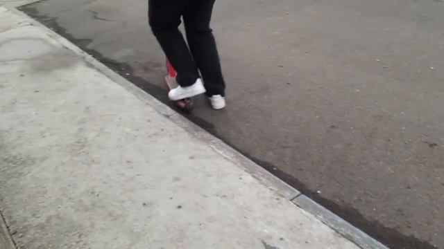 7 ЛЕГЧАЙШИХ ТРЮКОВ НА САМОКАТЕ !!! смотреть онлайн