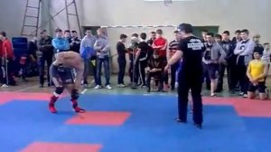 Красивый удар пяткой с разворота