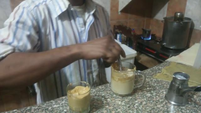 Как сделать КОФЕ с ПЕНКОЙ / How to make COFFEE with HUGE FOAM