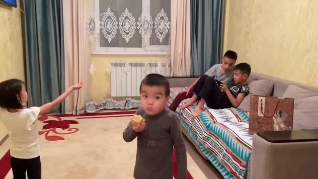 Дана ханым, 0-ден бастап ағылшын репетиор курсы 1-бөлім смотреть онлайн