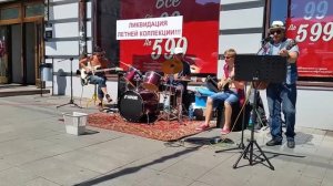 Уличные музыканты Владивостока Такие вот дела кавер сектор газа