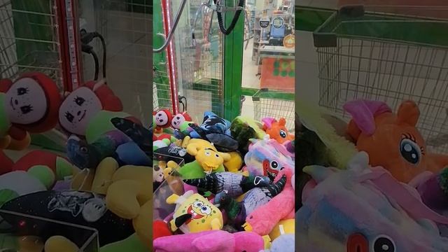 Хочу достать Гулика(голубя) в автомате хватайка. 1 часть. смотреть онлайн