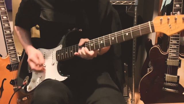 Fender Stratocaster '62 Vintage Reissue ST-62 Black, Made in Japan 2004（No Talking） смотреть онлайн