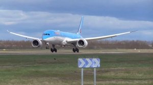 Boeing 787-9 first landing ever at Strasbourg Airport !