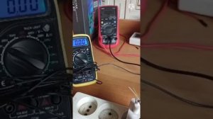 Тест зарядных устройств для телефонов. Сколько на самом деле ампер выдают зарядные устройства?