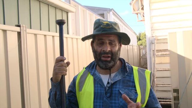 How To Set Up a Fence Post Without Concrete! смотреть онлайн