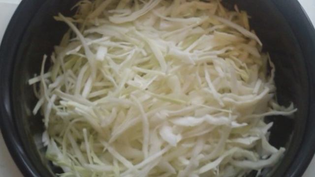 Тушеная капуста в мультиварке Редмонд