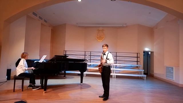 Адажио и аллегро из сонаты Ре-мажор - Л. Винчи смотреть онлайн