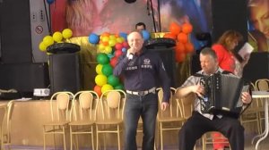 зацветает краснотал.