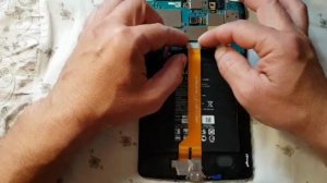 Замена в планшете потёкшей батареи ⧸ аккумулятора с чисткой на примере ТМ Эл Джи ДжиПадФ 8.0
