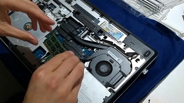 Dell Latitude E6540 Memory Upgrade, Bottom Cover Removal