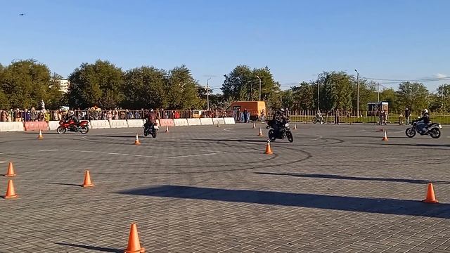 Мотоджимхана в Волжском: показательные выступления, мото-каскад, 15.10.2022