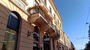 Черновцы в октябре. Бывший румынский город, уникальная архитектура.