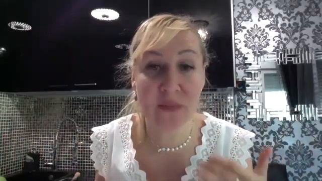 День 16. Разбираем и отвечаем на отвеченные сообщения. Работаем вместе смотреть онлайн