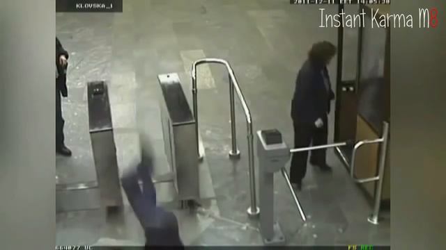 Мгновенная карма! Люди получают по заслугам. смотреть онлайн