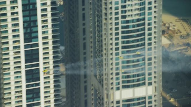 Vertical Maze Dubai - 4K