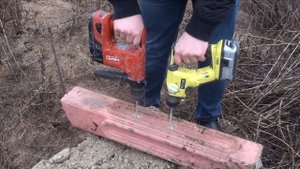 Перфоратор Ryobi ONE+ R18SDS-0 против Hilti TE-4