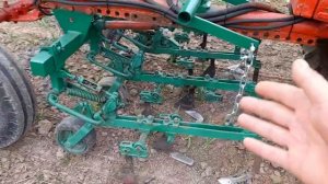 Междурядное рыхление чеснока с трактором Т-16