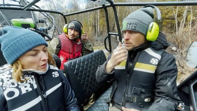 ДЕВУШКА КУПИЛА себе АЭРОЛОДКУ | ПЕРВЫЙ ВЫЕЗД и сразу в ПОРОГИ смотреть онлайн