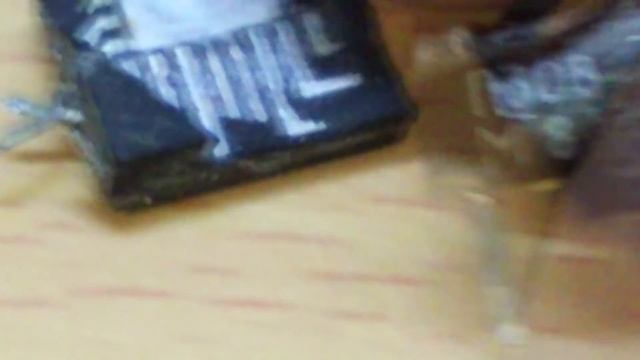 ЗДЕСЬ ЕСТЬ ЗОЛОТО. НЕ ВЫКИДЫВАЙ БЕЛЫЕ МИКРОСХЕМЫ. смотреть онлайн