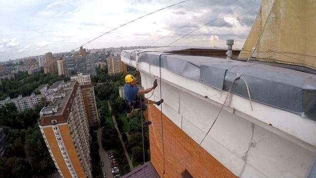 ПРОМТЕХАЛЬП - PROMTEHALP высотный электромонтаж, подсветка зданий альпинистами