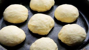 Чесночные булочки на молоке