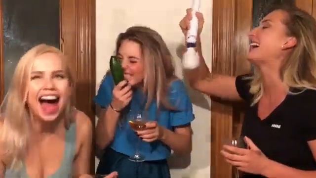 ?Кто такая же скромница, как и я?? Отмечай подружку? ?♀️ смотреть онлайн