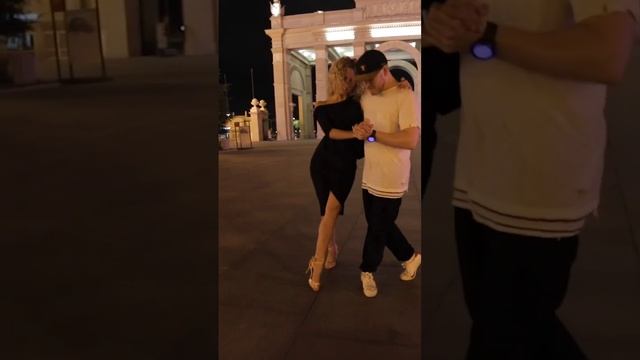 Танго нуэво. Павел Собирай и Ксюша Путько. #neotango #tango #tangonuevo #неотанго #тангоz #dance смотреть онлайн