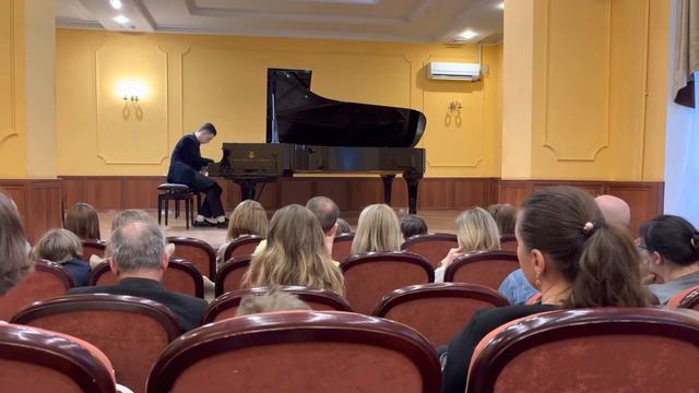 Михаил Романов. Отчетный концерт ССМШ (колледжа) при РГК им. С. В. Рахманинова.