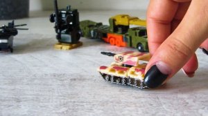 Робот - Трансформер из военной техники. Игрушки трансформеры для детей