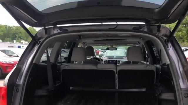 2018 Honda pilot EXL Start up walk around exhaust clip