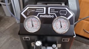 Pierwsze uruchomienie. Kompresor Metabo Mega 400-50 W.