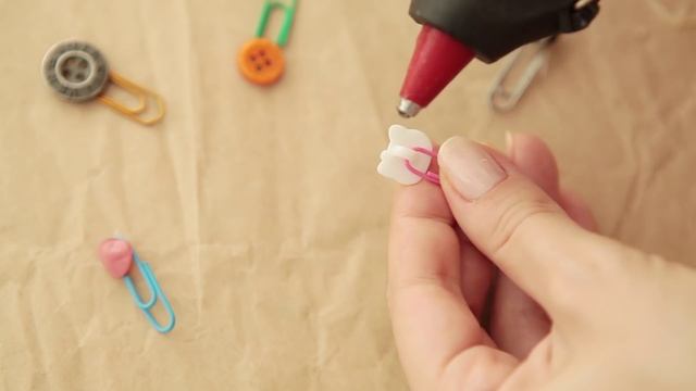 Back to school: закладки которые поднимут настроение смотреть онлайн