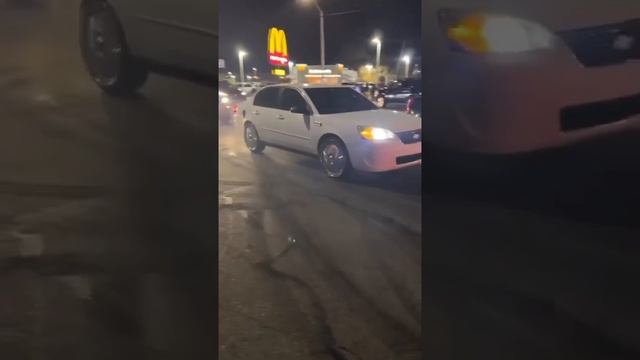 First in the world Malibu 22 “ Bellagio’s #chevymalibu #malibu #spin #detroit #spingamecrazy￼ смотреть онлайн