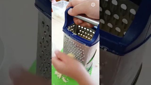 "Ленивые хачапури" - треугольники из лаваша с сыром