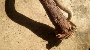 откуда бензин.Пахнет бензином после заправки