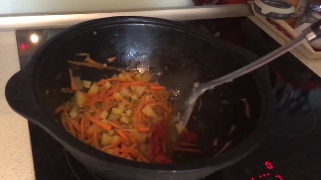 Солянка в казане - царский суп смотреть онлайн